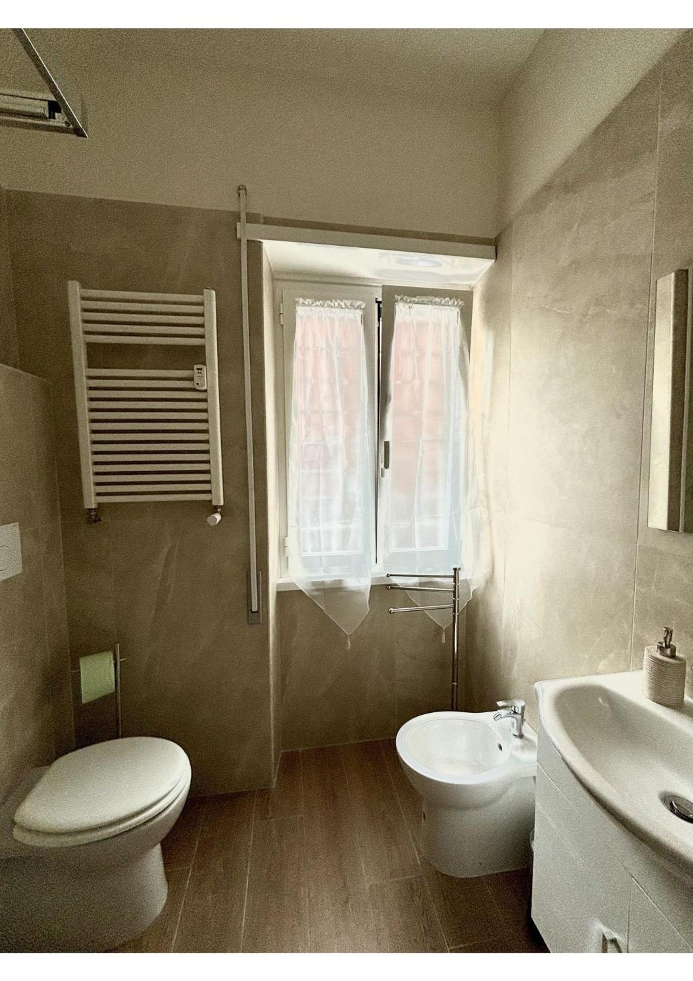 Casa Blaserna Nel Cuore Dello Shopping A Marconi E Trastevere Roma Ngoại thất bức ảnh